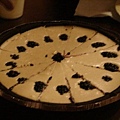 Banana mulberry oreo pie into slices.jpg