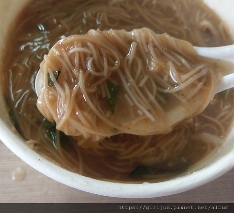 【新北食記-雙和(中永和)】可以吃的蚵仔~余 麵線｜蚵仔大腸