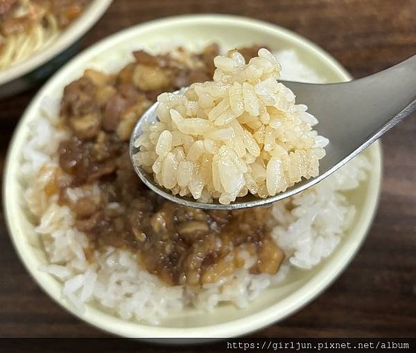 【台北食記-文山區】招牌乾麵比腿庫更吸引我的『林家豬腳』