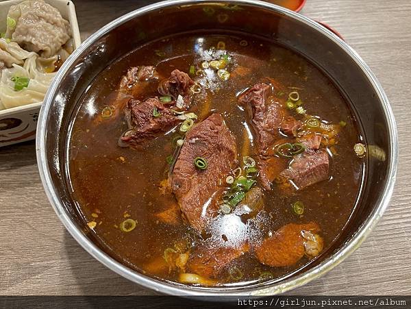 【新北食記-雙和(中永和)】會吃飽的牛舖子牛肉麵→歇業囉!!