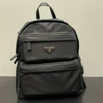 収納力MAX グッチ PRADA リュック グリーンレッドス 収納力MAX グッチ PRADA リュック グリーンレッドス