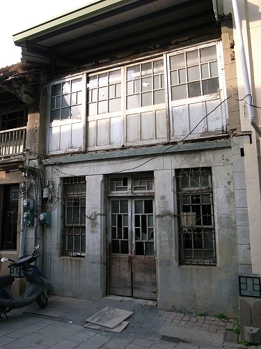R0022122a.jpg R0022122a.jpg