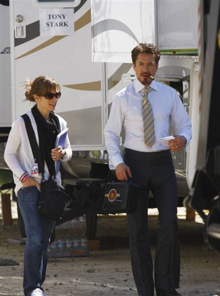 Iron_Man_2__Robert_Downey_Jr_Movie_Set.jpg Iron_Man_2__Robert_Downey_Jr_Movie_Set.jpg