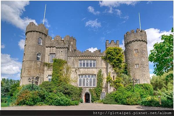 Malahide Castle Dublin.jpg