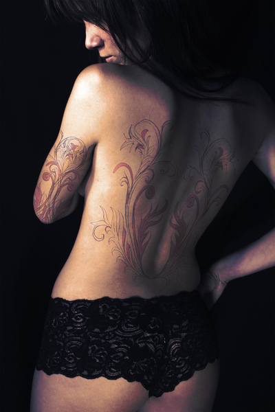 ApplyingTattoos_video.jpg ApplyingTattoos_video.jpg