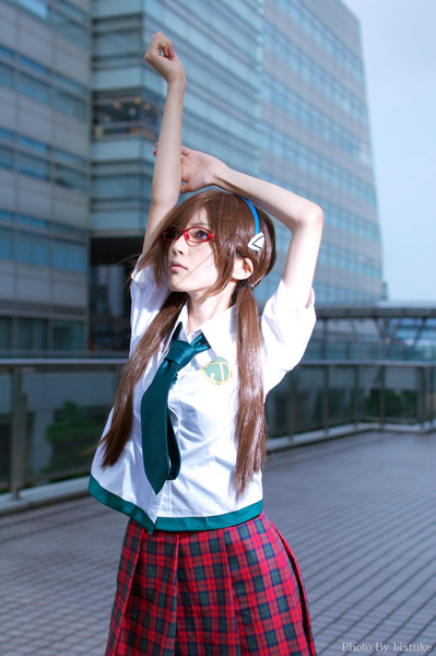 makinami-mari-illustrious-cosplay.jpg