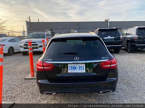 2018 C300 4matic wagon _715988入倉_201109_2.jpg