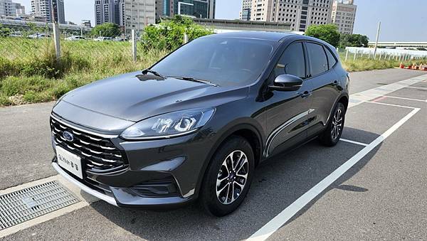 售-2022 Ford Kuga EcoBoost 180 