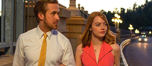 la-la-land-ryan-gosling-emma-stone_06803_R-1200x520.jpg