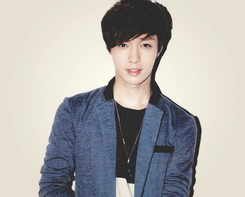-Lay-exo-m-32882896-500-403.png