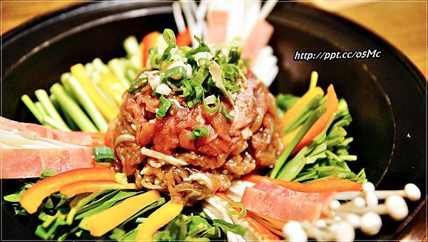 【食記/台北市】捷運美食~超美味部隊鍋,小菜無限吃到飽♪♪劉震川日韓大食館♪♪ 【食記/台北市】捷運美食~超美味部隊鍋,小菜無限吃到飽♪♪劉震川日韓大食館♪♪