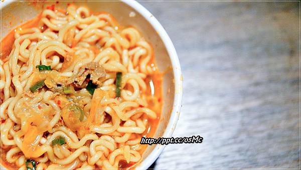 【食記/台北市】捷運美食~超美味部隊鍋,小菜無限吃到飽♪♪劉震川日韓大食館♪♪ 【食記/台北市】捷運美食~超美味部隊鍋,小菜無限吃到飽♪♪劉震川日韓大食館♪♪