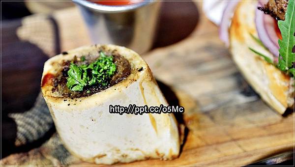 【食記/台北市】捷運美食~融合法、義、墨、亞的美式多元風味,超美味牛髓漢堡♪♪BING 繽♪♪ 【食記/台北市】捷運美食~融合法、義、墨、亞的美式多元風味,超美味牛髓漢堡♪♪BING 繽♪♪