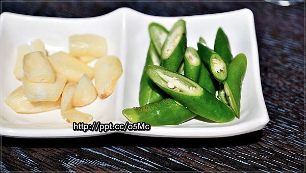 【食記/台北市】捷運美食~燒肉、石鍋拌飯、炸醬麵、拌涼麵,道道都美味♪三兄弟韓式料理♪ 【食記/台北市】捷運美食~燒肉、石鍋拌飯、炸醬麵、拌涼麵,道道都美味♪三兄弟韓式料理♪