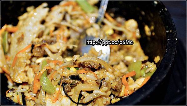 【食記/台北市】捷運美食~燒肉、石鍋拌飯、炸醬麵、拌涼麵,道道都美味♪三兄弟韓式料理♪ 【食記/台北市】捷運美食~燒肉、石鍋拌飯、炸醬麵、拌涼麵,道道都美味♪三兄弟韓式料理♪