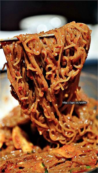 【食記/台北市】捷運美食~燒肉、石鍋拌飯、炸醬麵、拌涼麵,道道都美味♪三兄弟韓式料理♪ 【食記/台北市】捷運美食~燒肉、石鍋拌飯、炸醬麵、拌涼麵,道道都美味♪三兄弟韓式料理♪