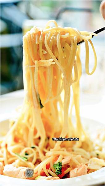 【食記/台北市】捷運美食~幽靜的小巷弄裡,來一份輕食類主餐,發呆一整個下午♪樂。野食♪ 【食記/台北市】捷運美食~幽靜的小巷弄裡,來一份輕食類主餐,發呆一整個下午♪樂。野食♪