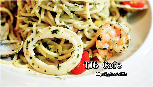 【食記/台北市】捷運美食~早午餐系列,超美味板腱牛排,燉飯、甜點一次滿足♪♪TJB Cafe♪♪ 【食記/台北市】捷運美食~早午餐系列,超美味板腱牛排,燉飯、甜點一次滿足♪♪TJB Cafe♪♪