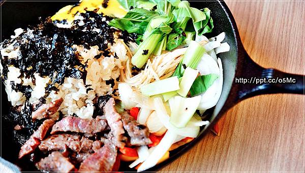 【食記/台北市】捷運美食~CP值超高的鑄鐵鍋,自助沙拉吧吃到飽♪♪糕糕在尚Pan Steak♪♪ 【食記/台北市】捷運美食~CP值超高的鑄鐵鍋,自助沙拉吧吃到飽♪♪糕糕在尚Pan Steak♪♪