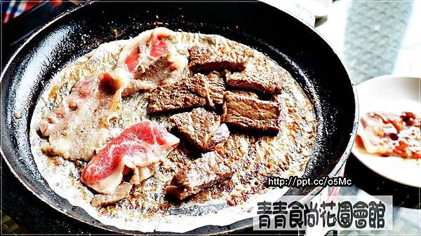 【食記/台北市】潔白的教堂,藍色湖面,免出國彷彿來到了巴里島渡假♪青青食尚花園會館♪ 【食記/台北市】潔白的教堂,藍色湖面,免出國彷彿來到了巴里島渡假♪青青食尚花園會館♪