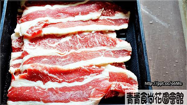 【食記/台北市】潔白的教堂,藍色湖面,免出國彷彿來到了巴里島渡假♪青青食尚花園會館♪ 【食記/台北市】潔白的教堂,藍色湖面,免出國彷彿來到了巴里島渡假♪青青食尚花園會館♪