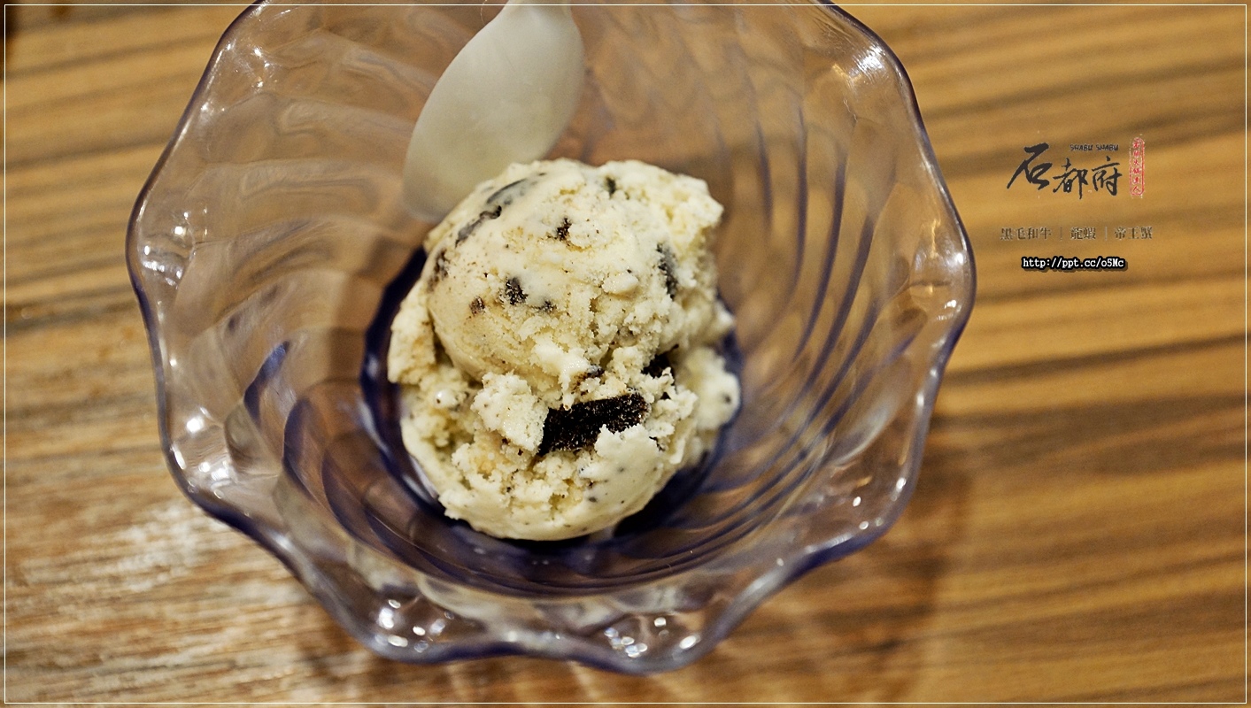 【石都府石頭火鍋達人】丹鳳捷運站~新莊火鍋,CP值高,下午兩點進場,肉盤直接升級兩盤變四盤,不吃菜盤也可以換肉,一次滿足愛吃肉的老饕嘴 【石都府石頭火鍋達人】丹鳳捷運站~新莊火鍋,CP值高,下午兩點進場,肉盤直接升級兩盤變四盤,不吃菜盤也可以換肉,一次滿足愛吃肉的老饕嘴