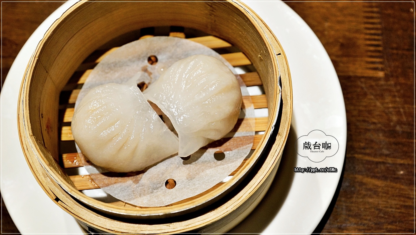 【戲台咖】中正紀念堂餐酒館~將不要的廢棄物,資源再利用化,餐廳也變得很有舞台的FU,活化整個餐廳 【戲台咖】中正紀念堂餐酒館~將不要的廢棄物,資源再利用化,餐廳也變得很有舞台的FU,活化整個餐廳