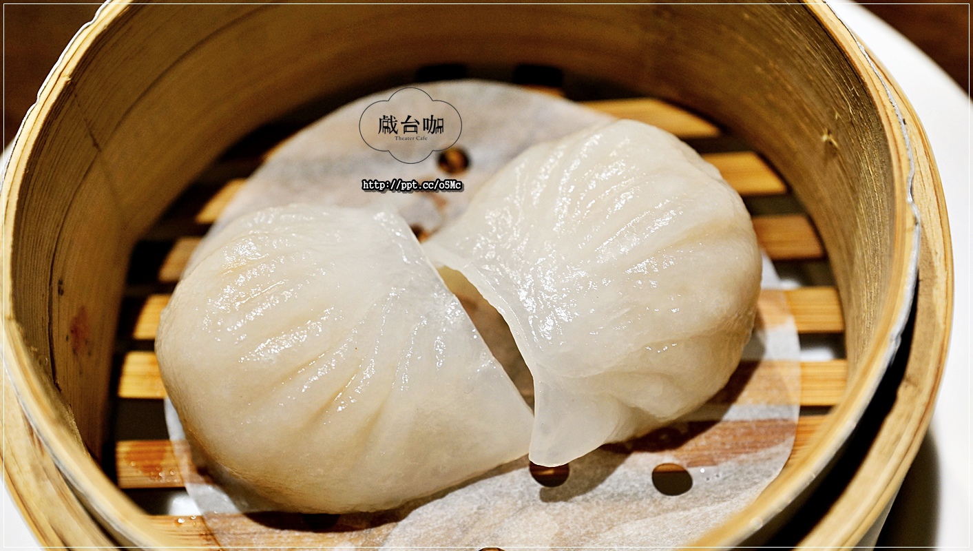 【戲台咖】中正紀念堂餐酒館~將不要的廢棄物,資源再利用化,餐廳也變得很有舞台的FU,活化整個餐廳 【戲台咖】中正紀念堂餐酒館~將不要的廢棄物,資源再利用化,餐廳也變得很有舞台的FU,活化整個餐廳