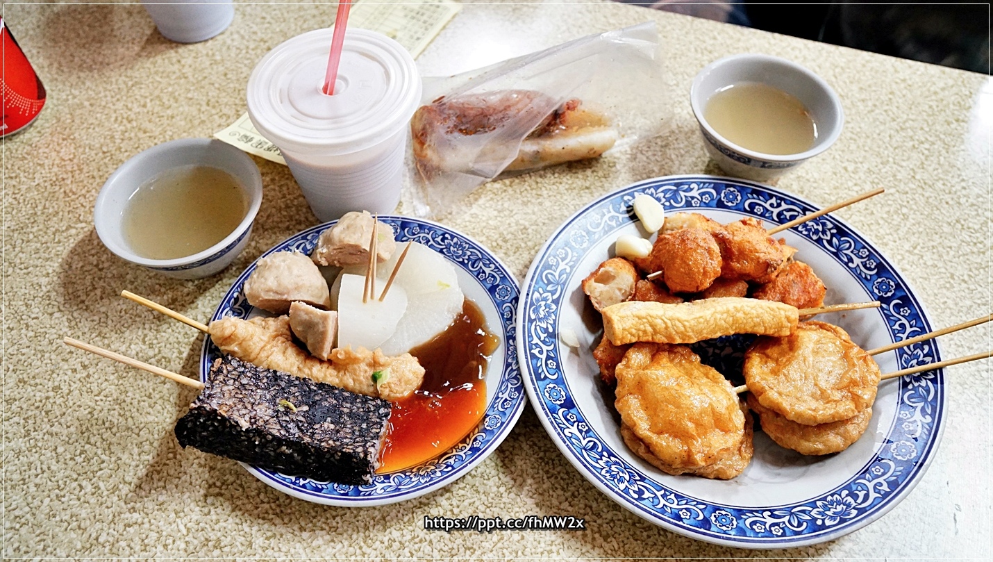 【台南美食】阿輝黑輪／食尚玩家強力推薦～銅板美食，老饕們的口袋名單，台南人必點的紅茶牛奶，黑輪每支10元起、米血、甜不辣、花枝丸、魚板