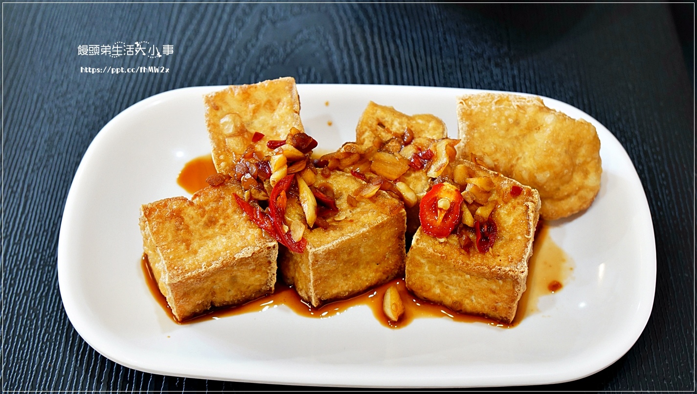 【新竹美食】米高魯肉飯/銅板美食/道地小吃/湖口美食/懷念的媽媽味/香菇雞湯/炸排骨/滷筍絲/炸豆腐 【新竹美食】米高魯肉飯/銅板美食/道地小吃/湖口美食/懷念的媽媽味/香菇雞湯/炸排骨/滷筍絲/炸豆腐