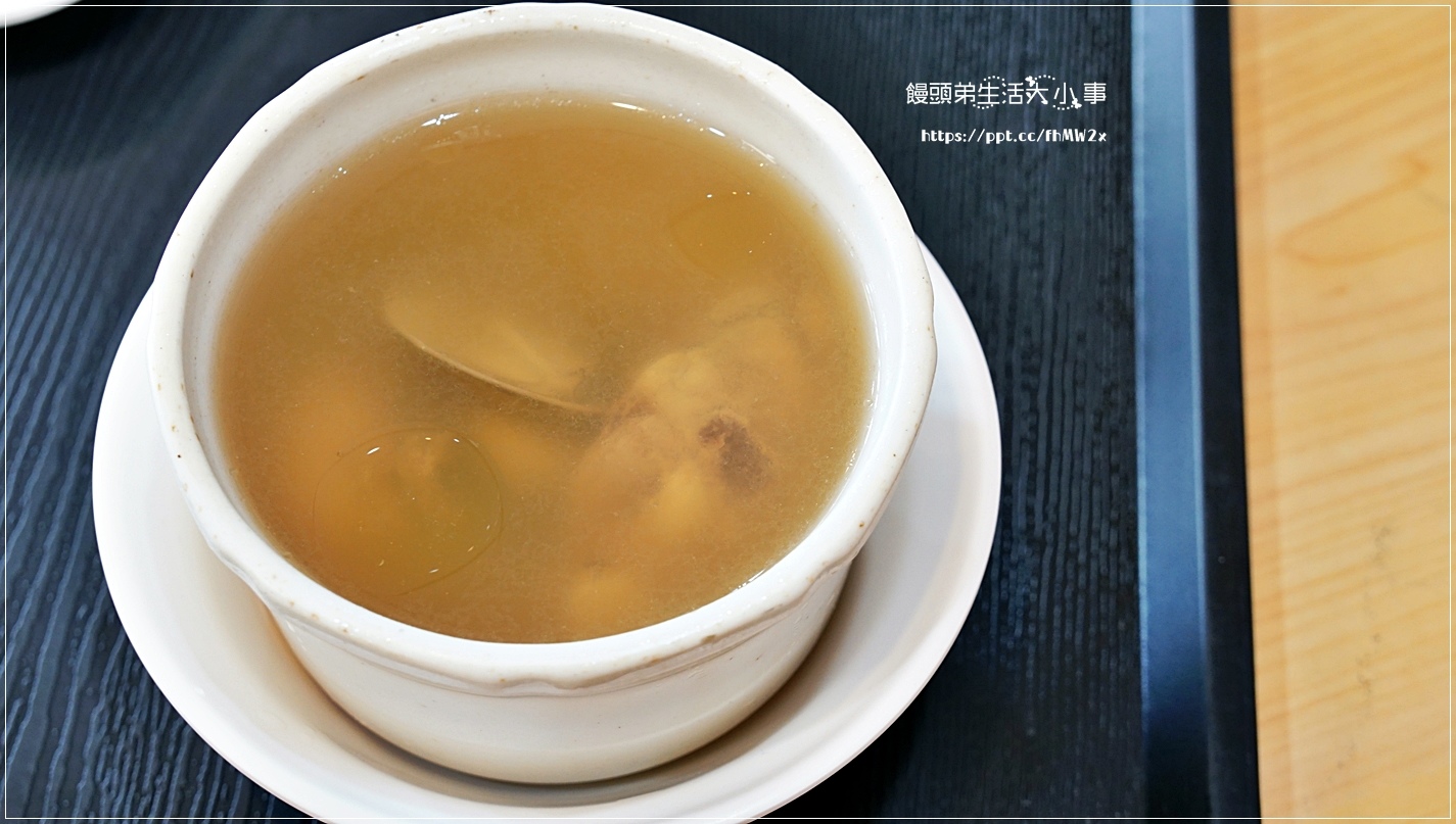 【新竹美食】米高魯肉飯/銅板美食/道地小吃/湖口美食/懷念的媽媽味/香菇雞湯/炸排骨/滷筍絲/炸豆腐 【新竹美食】米高魯肉飯/銅板美食/道地小吃/湖口美食/懷念的媽媽味/香菇雞湯/炸排骨/滷筍絲/炸豆腐