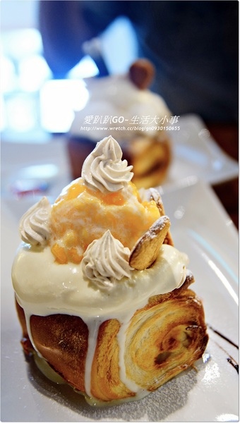 y1384837717_83ad4bbc_14