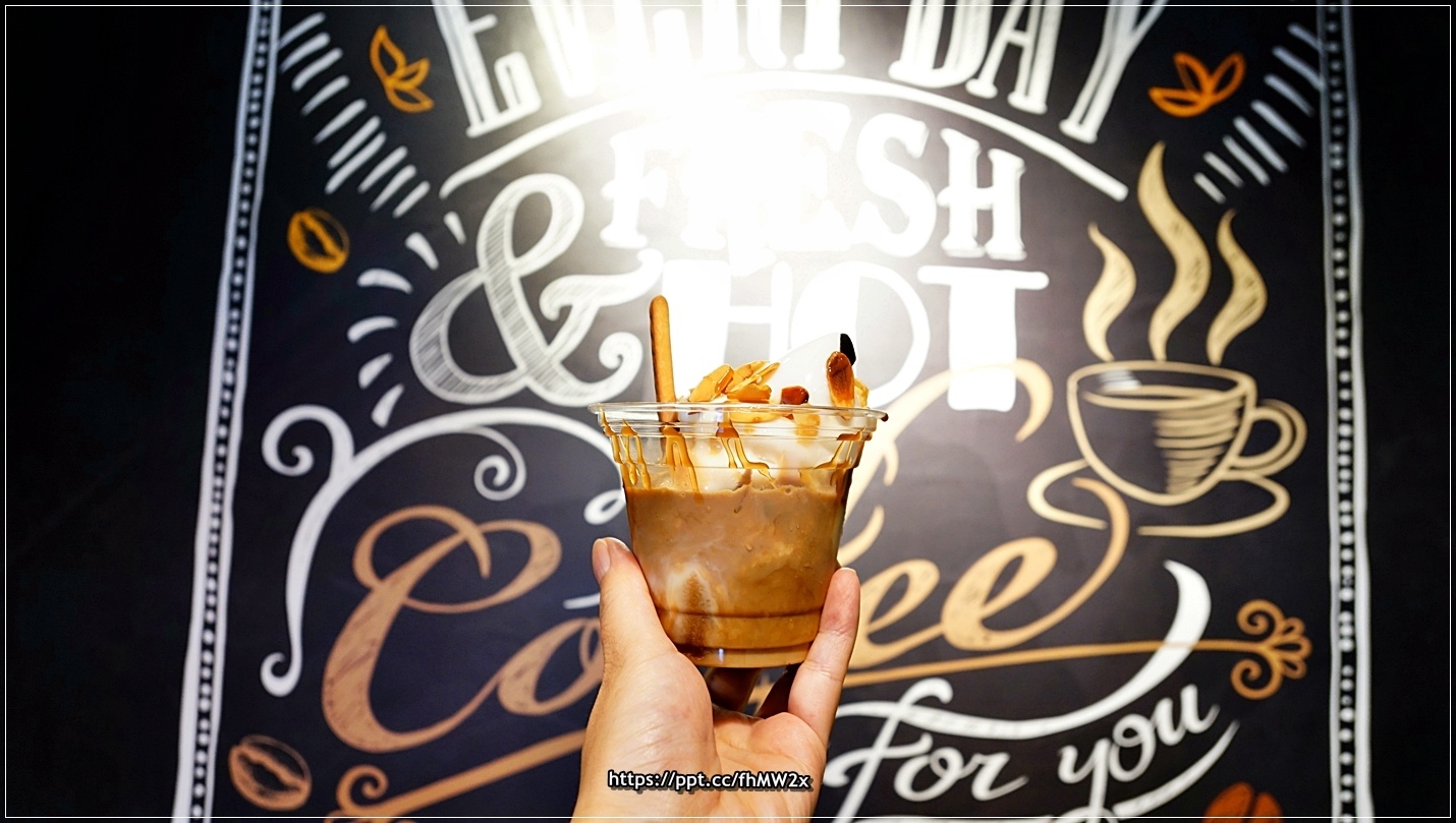 1532593086-922392032