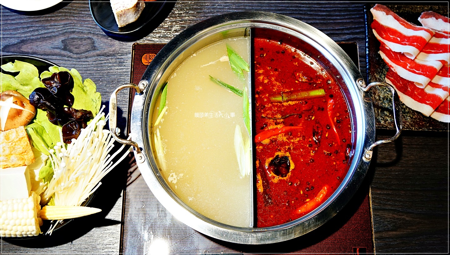 /tmp/phpnREt9M /tmp/phpnREt9M