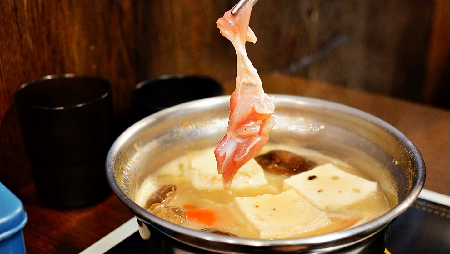 /tmp/phpWe8A6s /tmp/phpWe8A6s