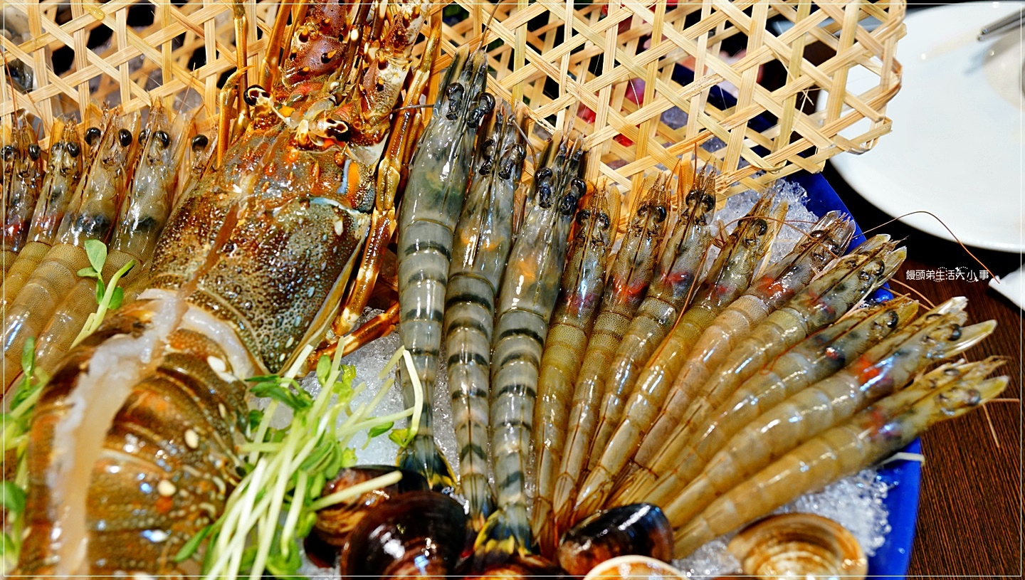 /tmp/php3Z8E7S /tmp/php3Z8E7S