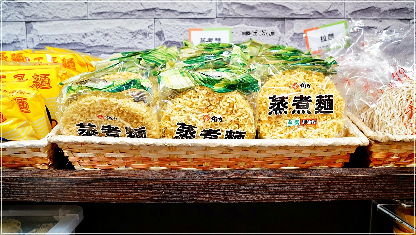 /tmp/php7UvT0j /tmp/php7UvT0j