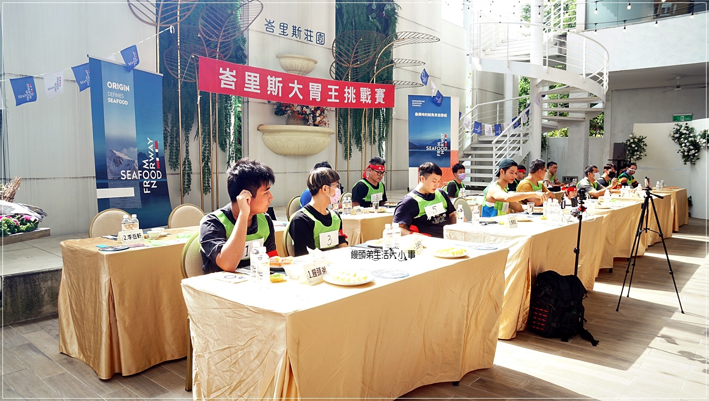 /tmp/phppOtQe5 /tmp/phppOtQe5