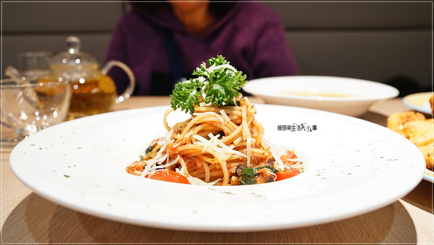 /tmp/phpISPK3B /tmp/phpISPK3B