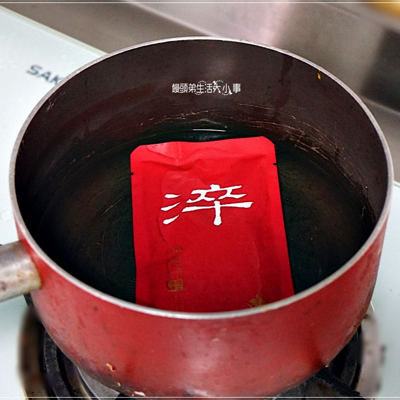 /tmp/php6XuSvJ /tmp/php6XuSvJ