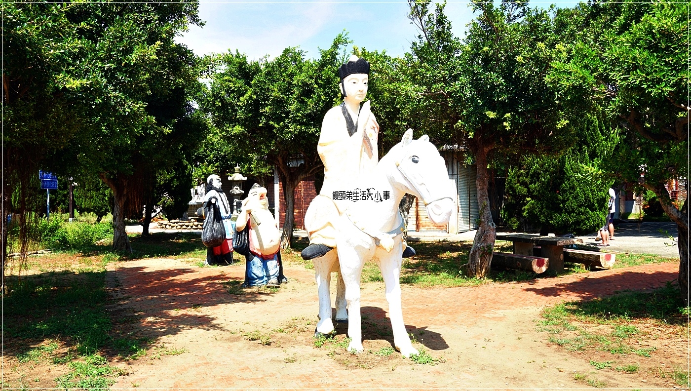 /tmp/phpRXGFzU /tmp/phpRXGFzU