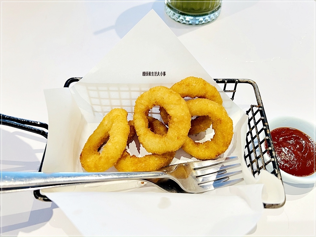 /tmp/phpF2BCUw /tmp/phpF2BCUw