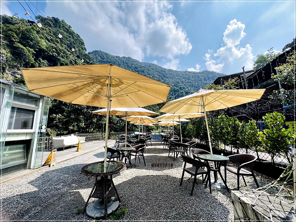 /tmp/phpr3maPI /tmp/phpr3maPI