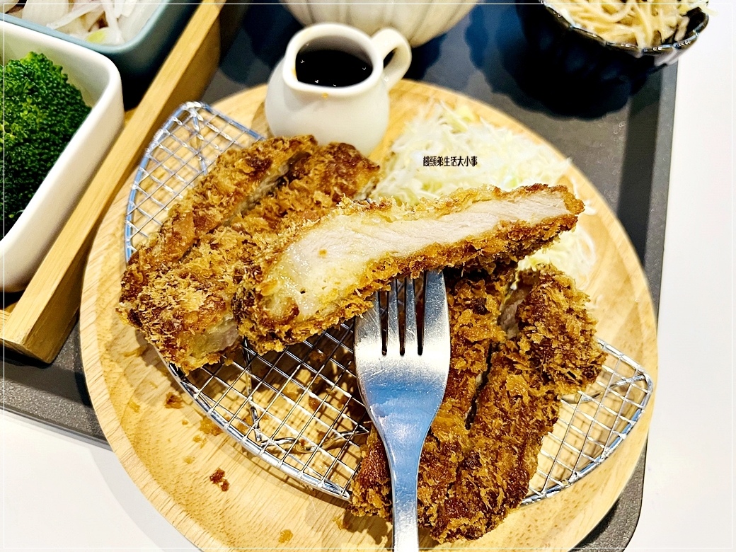 /tmp/phpAh24qL /tmp/phpAh24qL