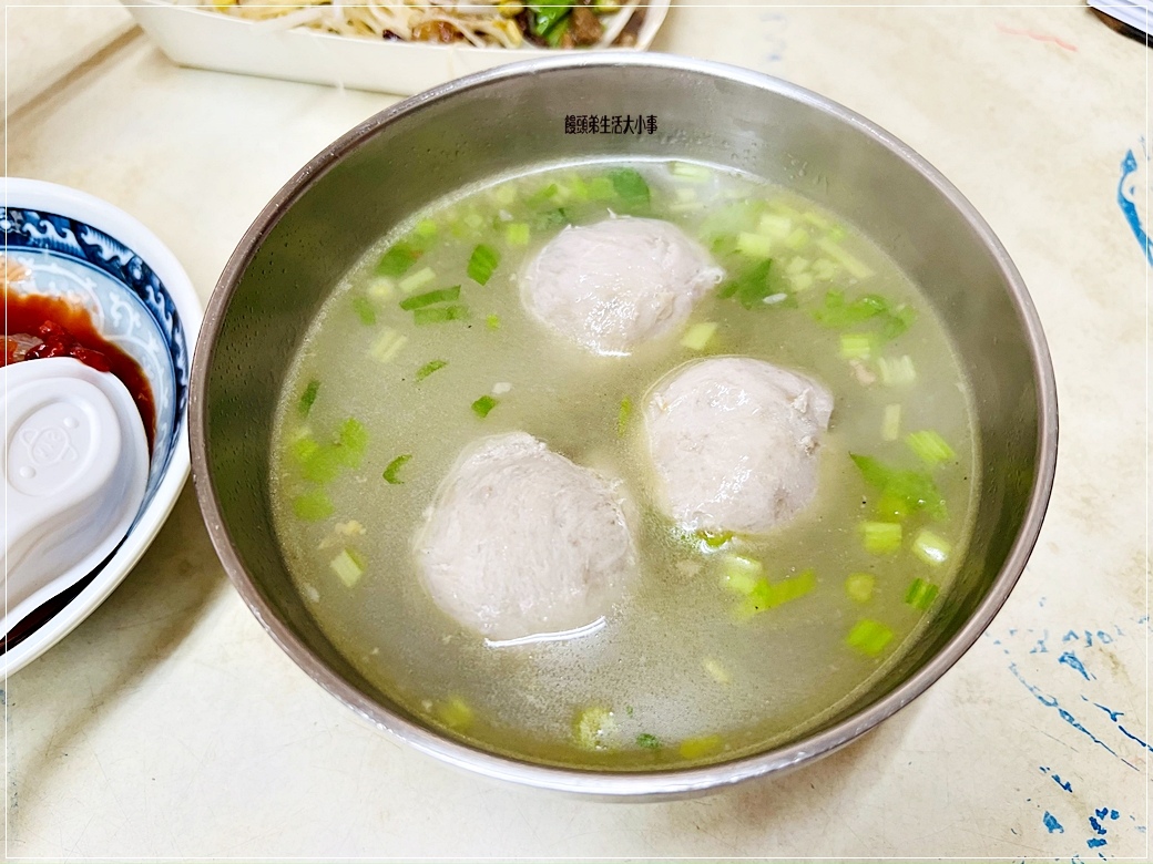 /tmp/phpjBdooW /tmp/phpjBdooW