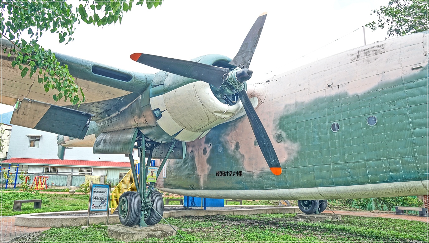 /tmp/phpXgljL0 /tmp/phpXgljL0