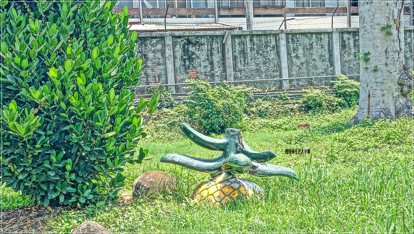 /tmp/phpLxlsfM /tmp/phpLxlsfM