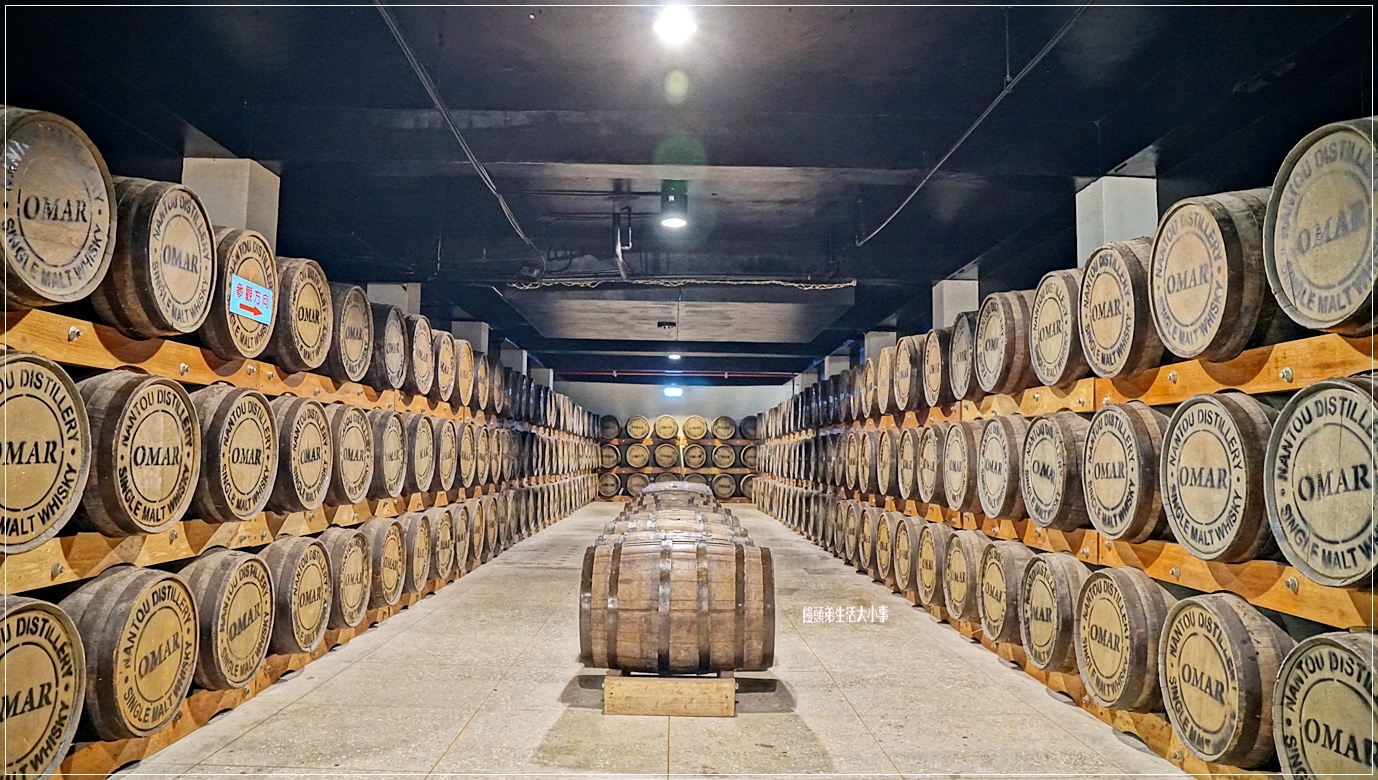 /tmp/phpaB2930 /tmp/phpaB2930