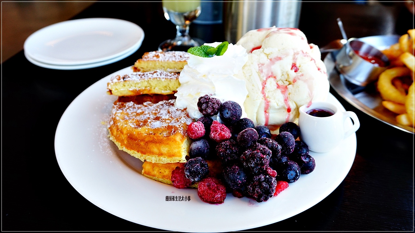 /tmp/phpdGrYkR /tmp/phpdGrYkR