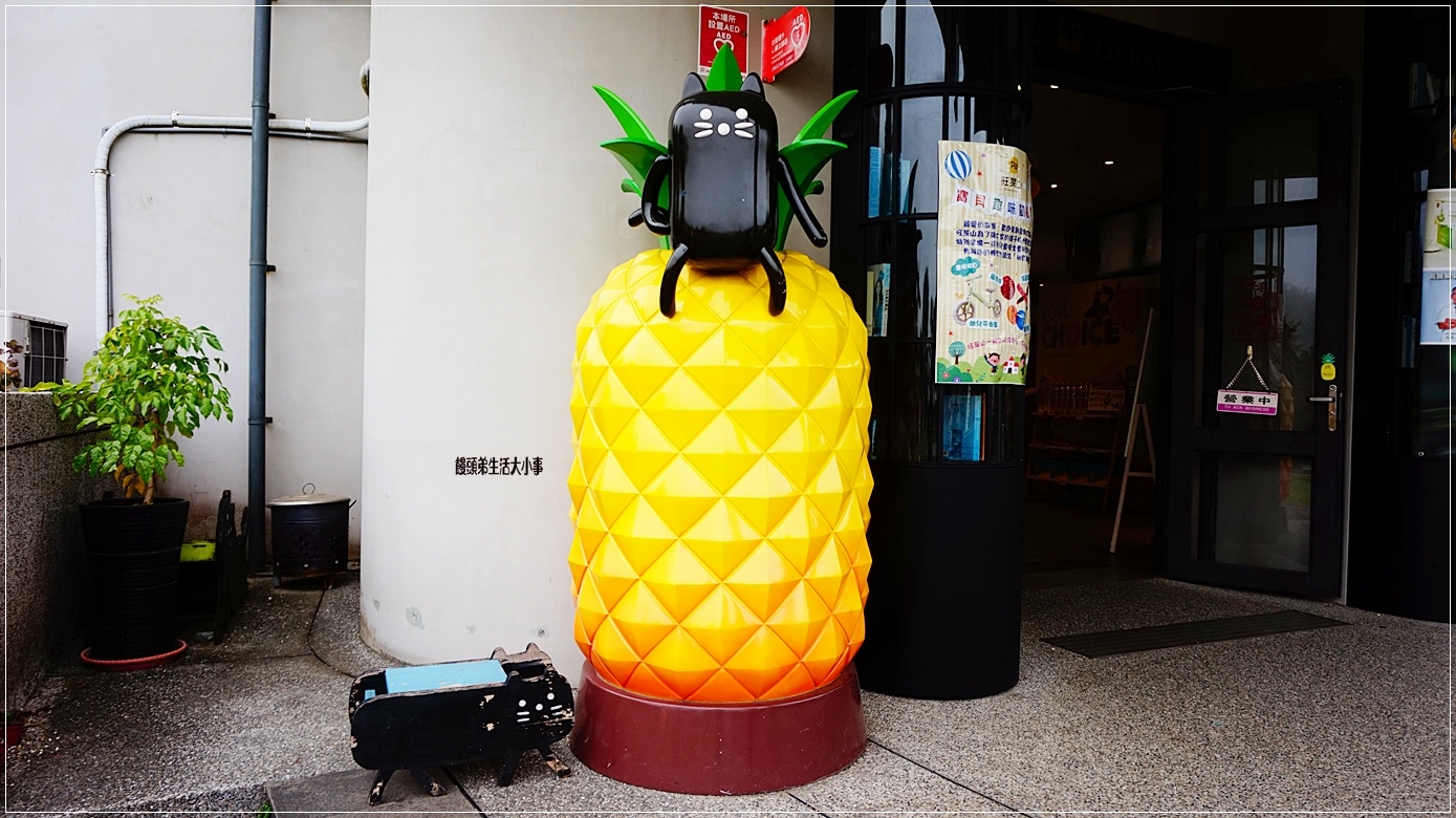 /tmp/phpUL98ES /tmp/phpUL98ES